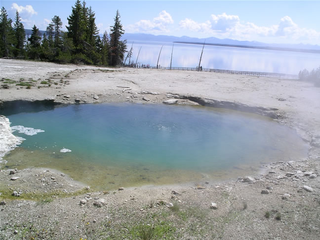 images/F- West Thumb Geyser Basin (9).jpg